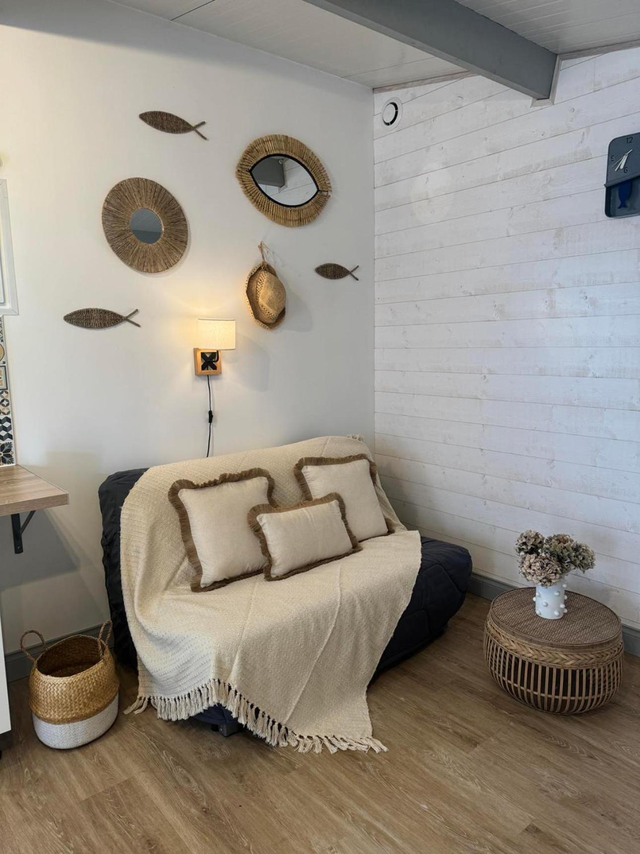 Face Aux Isles Villa Saint-Marcouf Екстериор снимка