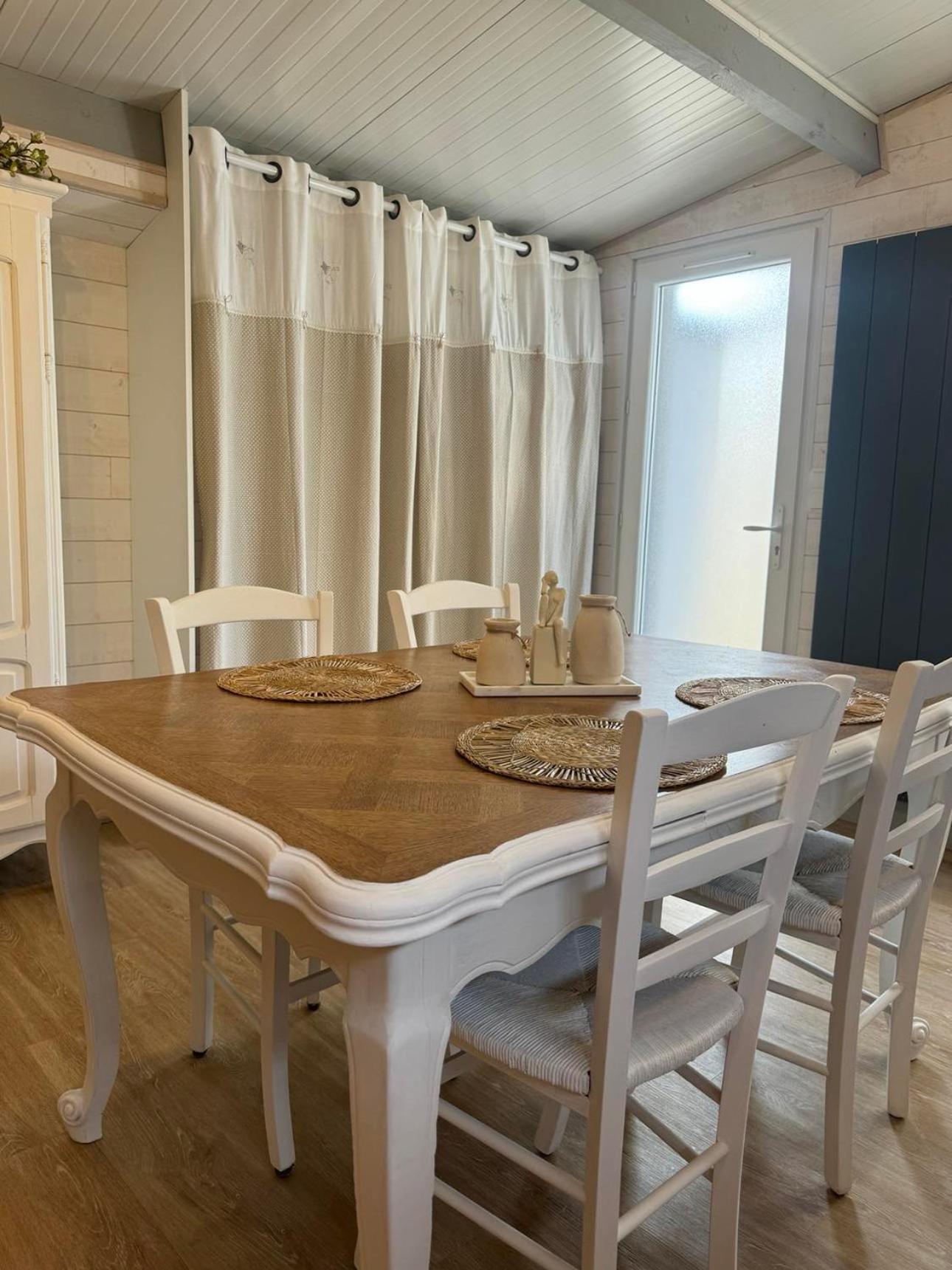Face Aux Isles Villa Saint-Marcouf Екстериор снимка