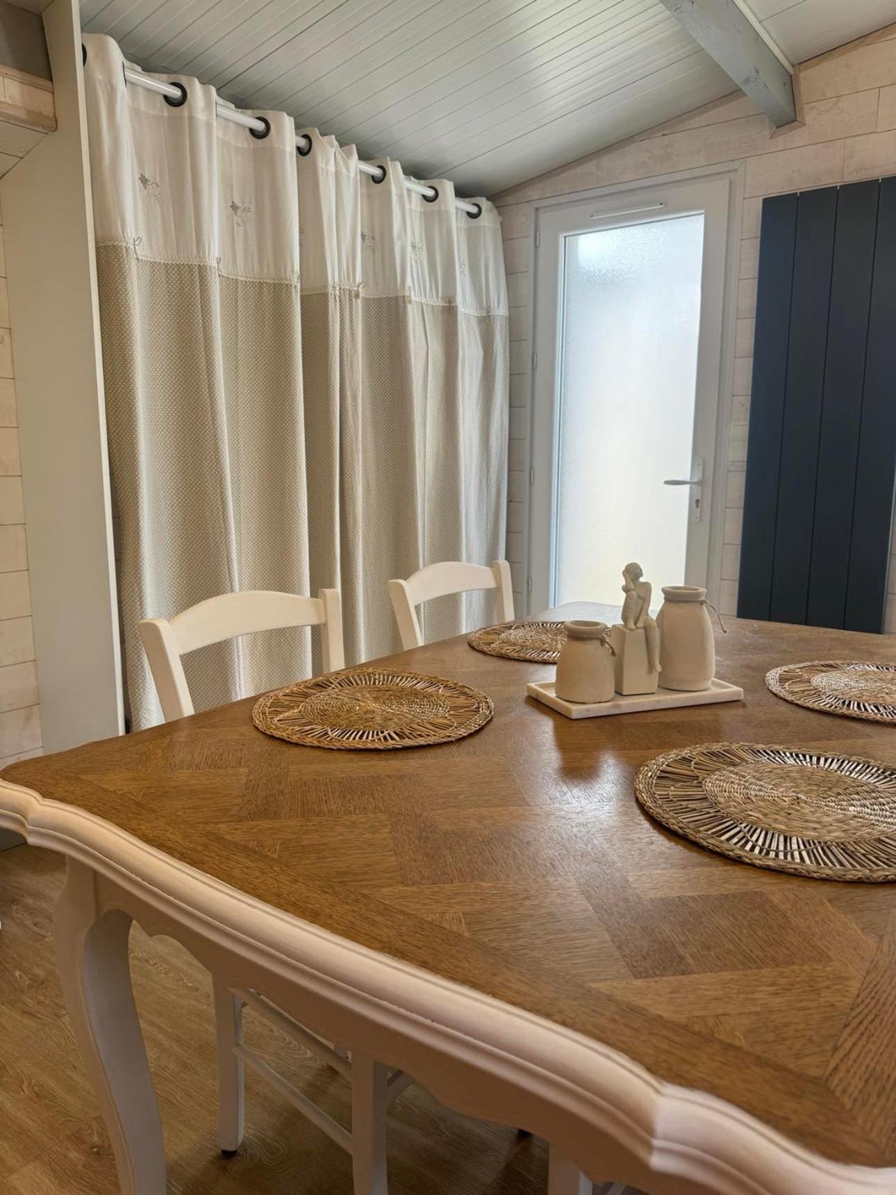 Face Aux Isles Villa Saint-Marcouf Екстериор снимка