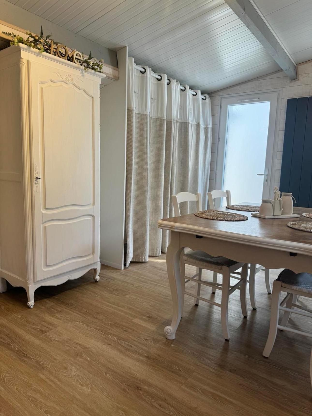 Face Aux Isles Villa Saint-Marcouf Екстериор снимка